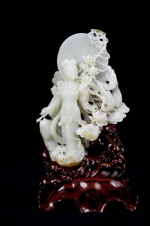 全國輕工工藝美術(shù)品設(shè)計技能競賽 揚州四件精品獲國家級獎項
